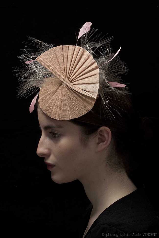 Photographie d’un chapeau créé par Marika Chapka